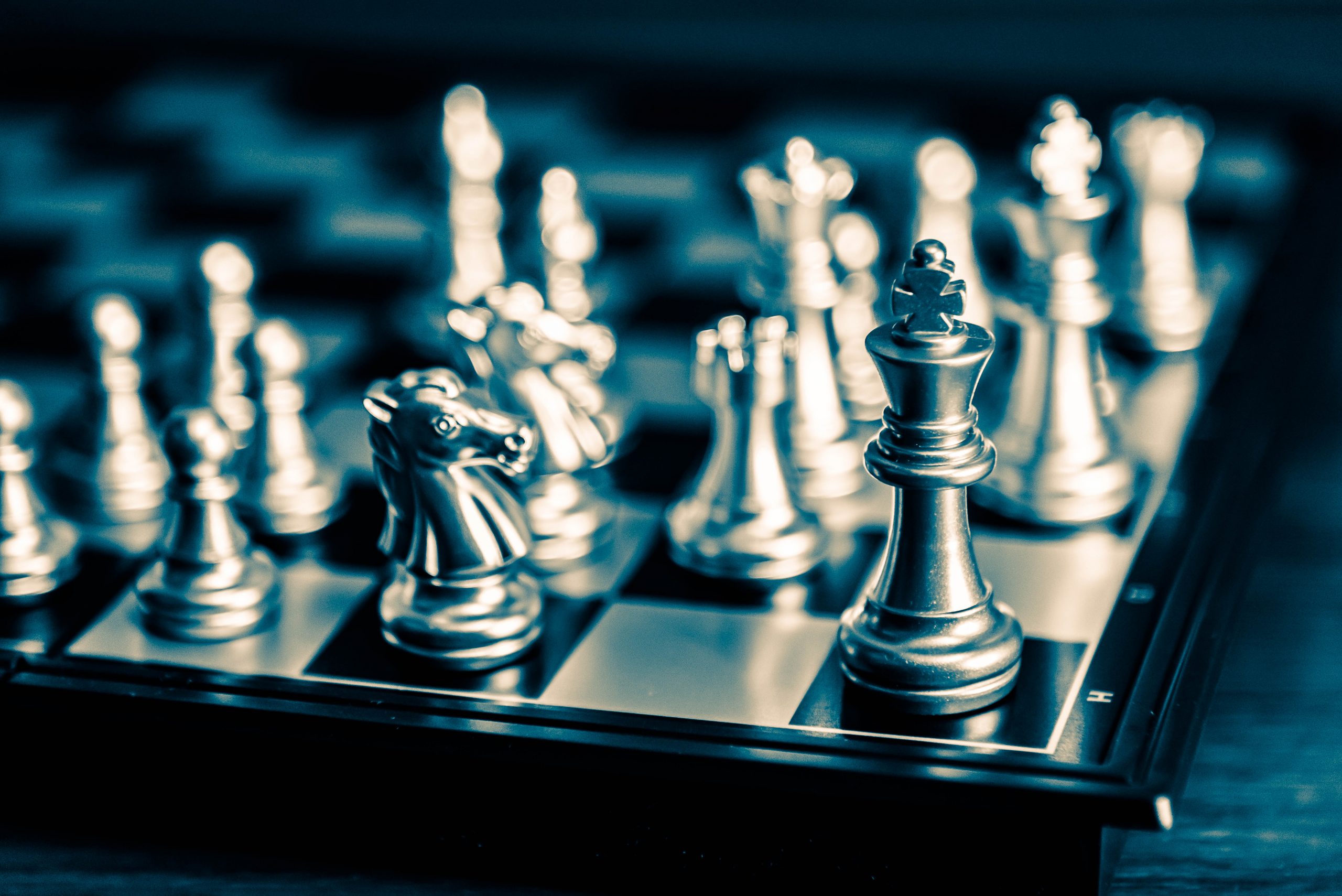 What Can Online Chess Lessons Offer to Beginner Aspiring Grandmasters?